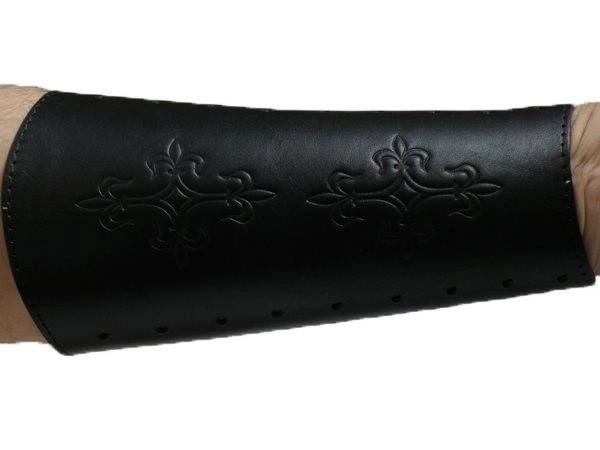 Ochrona przedramienia Herbis typ 3 mocowana na gumkę