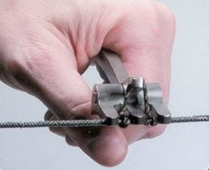 Maszynka do zaciskania pętelek na cięciwie Viper D-Loop Pliers