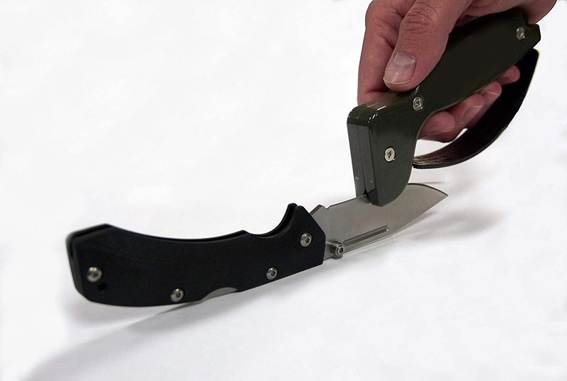 Accusharp knife sharpener