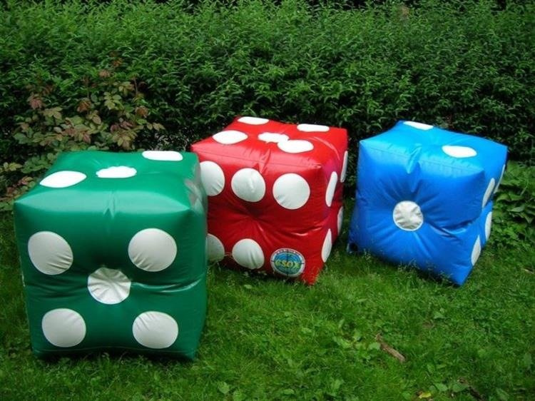 Kostka 200 x 125 x 75 cm